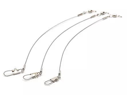 Stahlvorfach für Raubfische mit Karabiner und Wirbel...